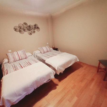 Tudela de Duero Apartamento Centrico Para 3 Con Wifi Y Garaje מראה חיצוני תמונה