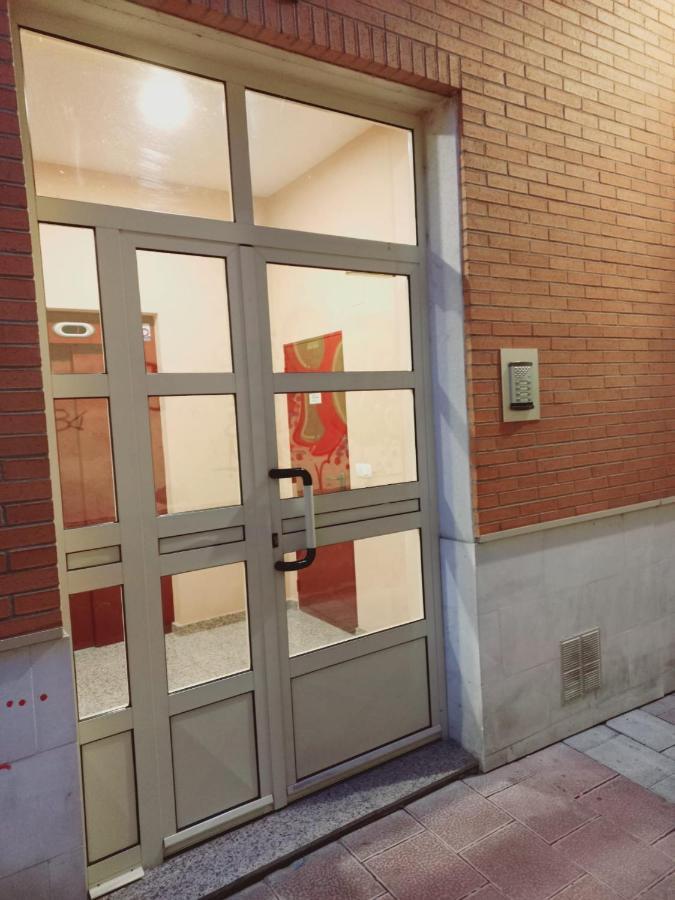Tudela de Duero Apartamento Centrico Para 3 Con Wifi Y Garaje מראה חיצוני תמונה