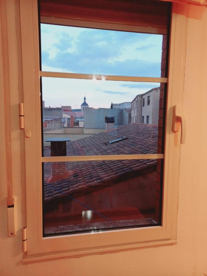 Tudela de Duero Apartamento Centrico Para 3 Con Wifi Y Garaje מראה חיצוני תמונה